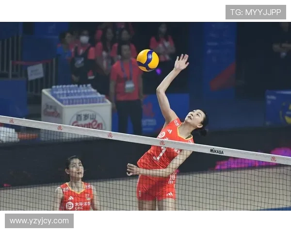 中国女排香港站后排名或迎关键转折，两连胜奠定稳固基础(2)